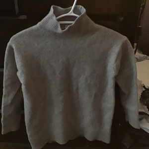 Sweater for lady